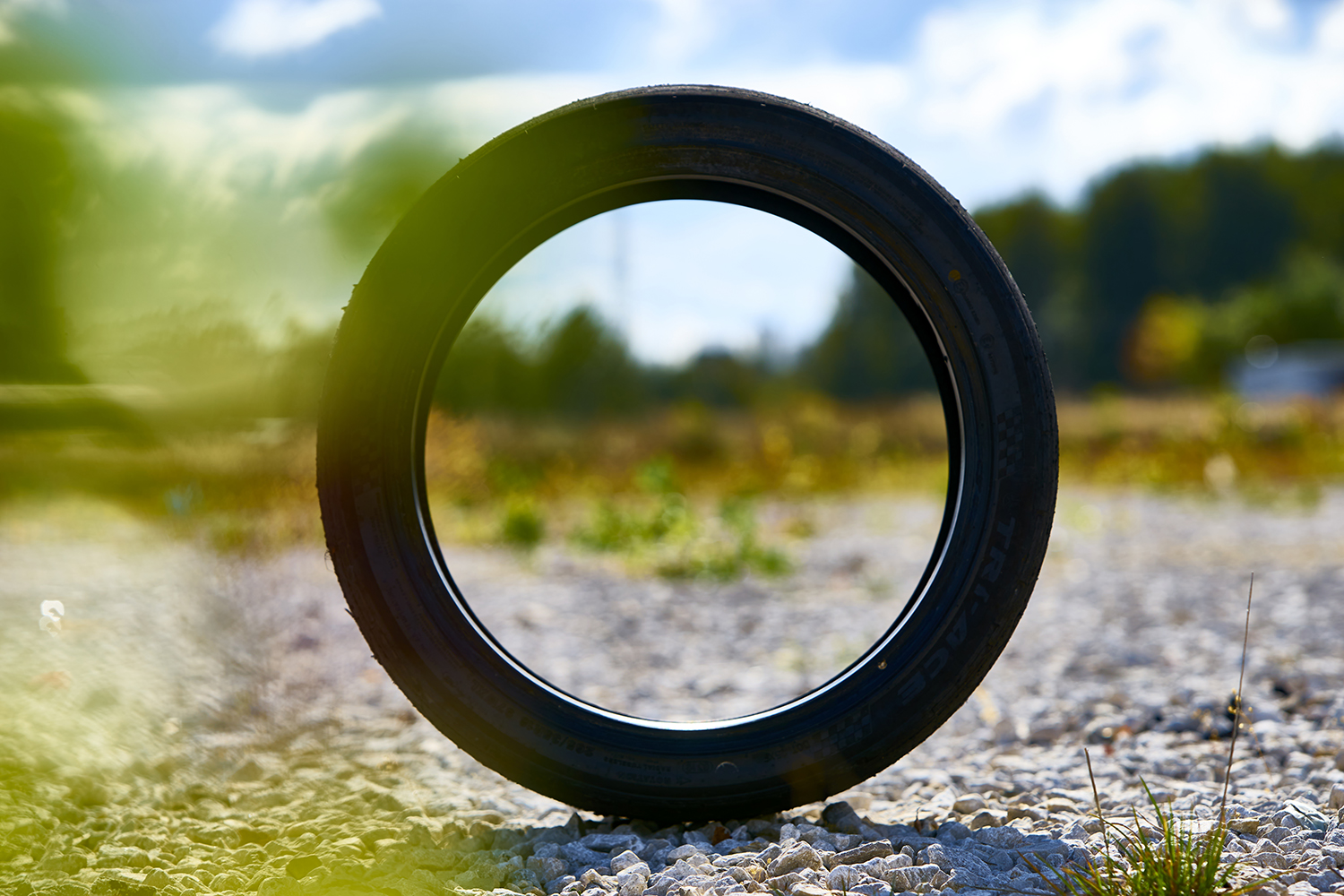 Low-field nuclear magnetic resonance (NMR) technology for rubber aging research