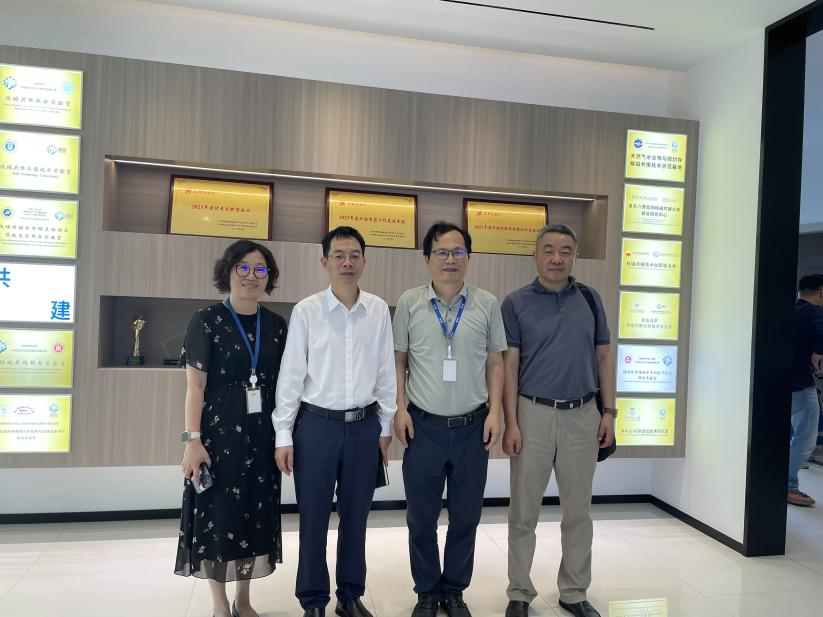 The leaders of the Suzhou Science and Technology Bureau visited Newmai for research and guidance